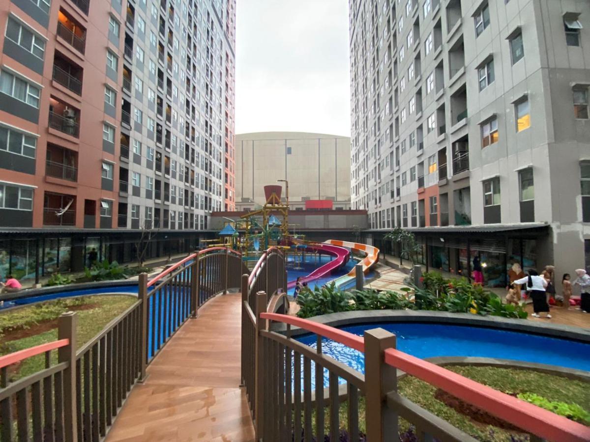 Hotel Shero Transpark Bekasi Esterno foto